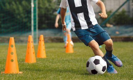 Teknik Dasar Sepak Bola Yang Wajib Dikuasai Setiap Pemain