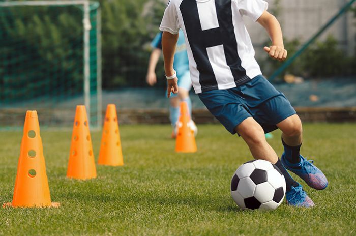 Teknik Dasar Sepak Bola Yang Wajib Dikuasai Setiap Pemain