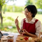 Strategi Sukses Mengembangkan Bisnis Makanan Di Era Digital