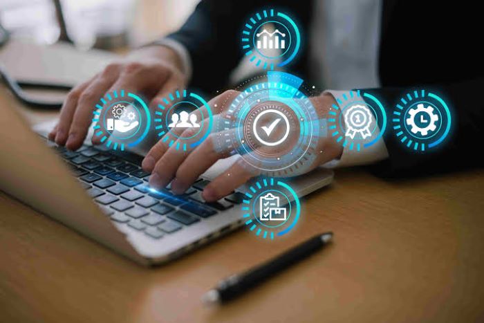 Inovasi Teknologi Digital Ubah Cara Masyarakat Beraktivitas